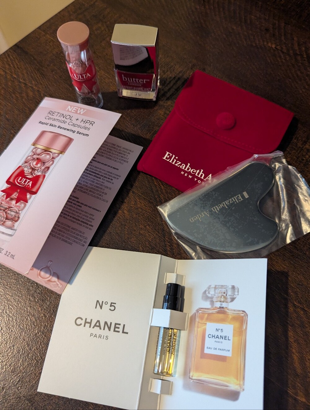 Chanel, Elizabeth Arden, Butter London Lot - Picture 3 of 16